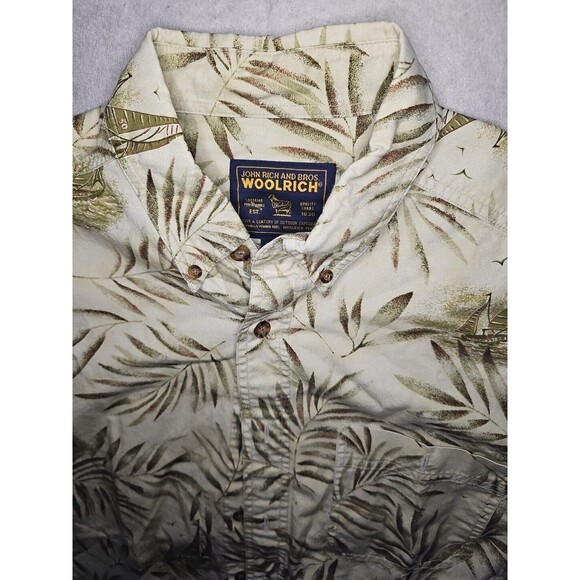 Woolrich Shirt Mens Large Floral Hawaiian Beach Fishing Button Up Outdoors SS - Picture 2 of 11